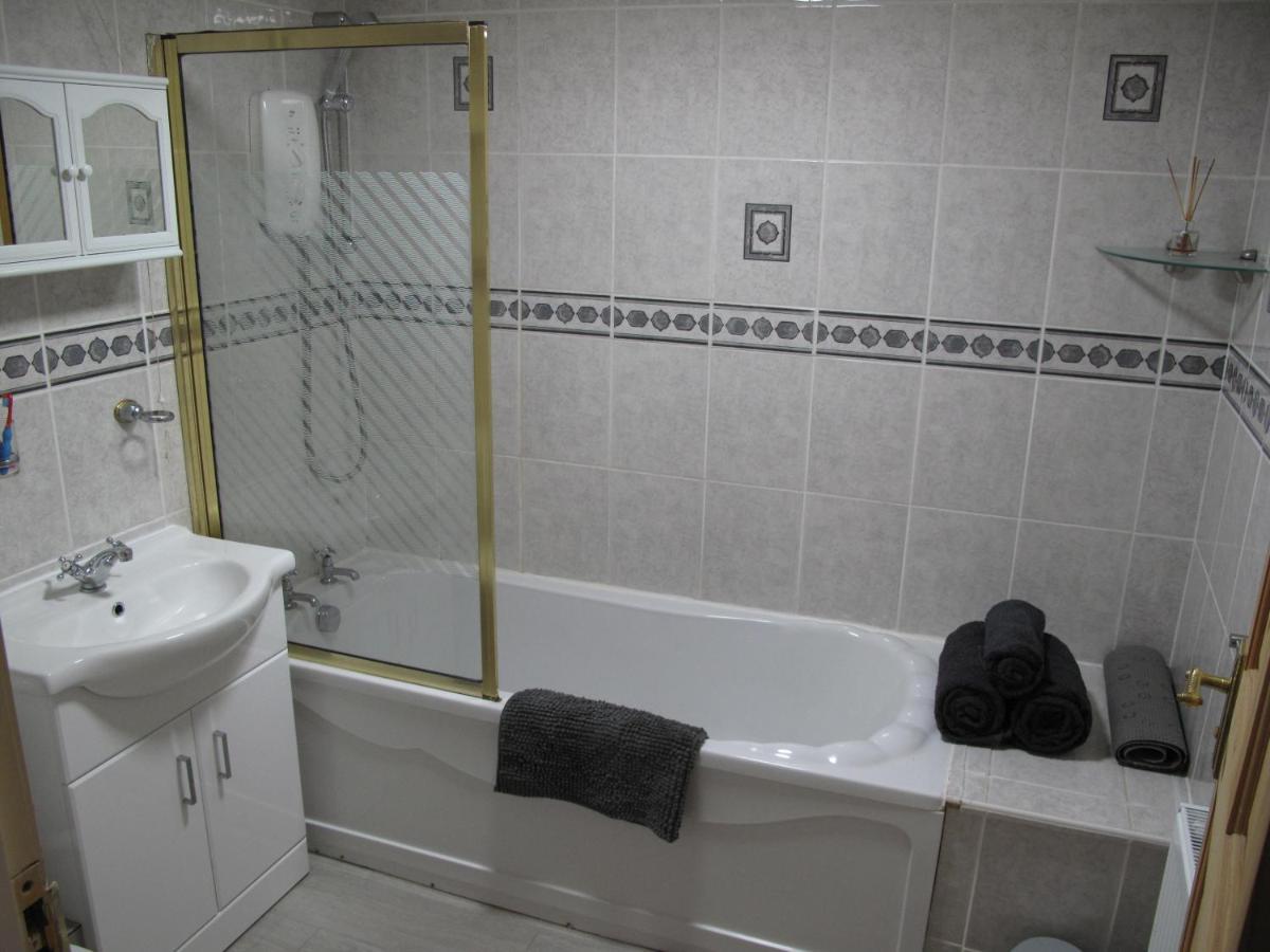Scarborough, South Cliff Seaside Garden Apartamento